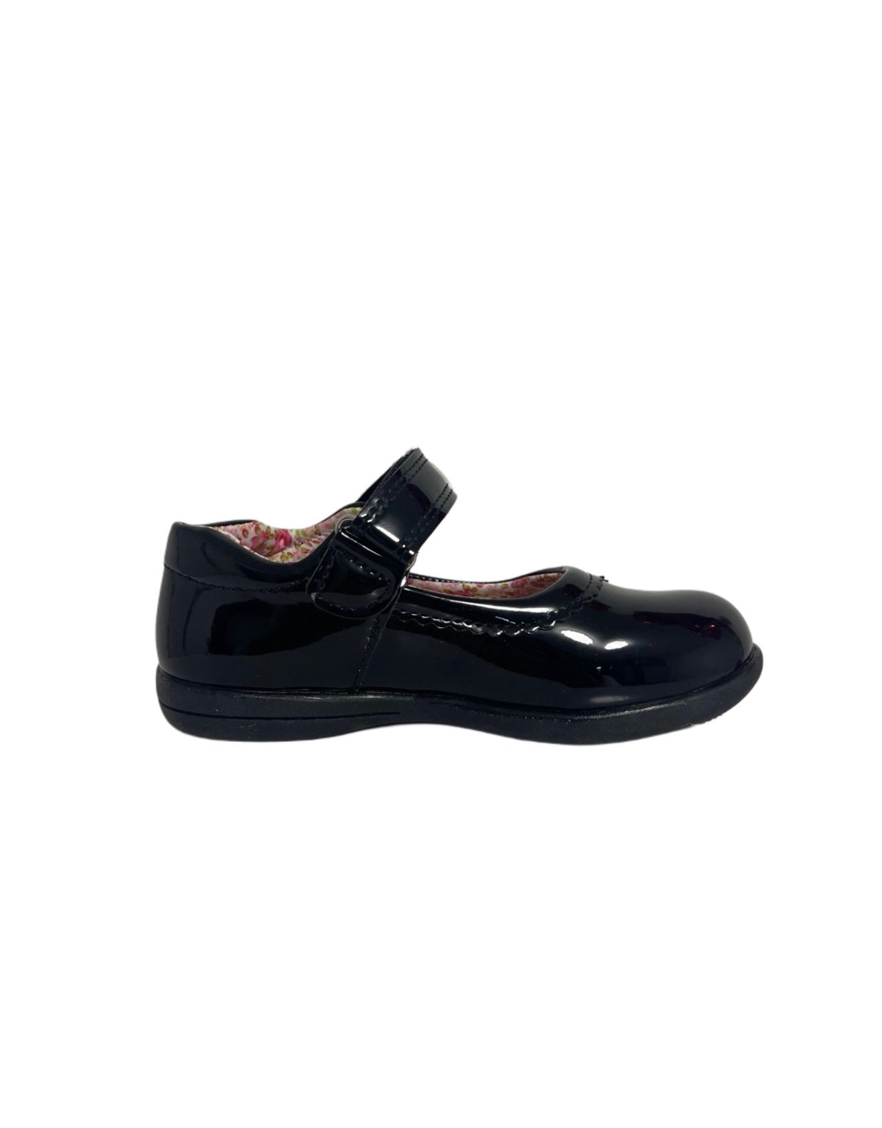 Zapatos de charol pequeños